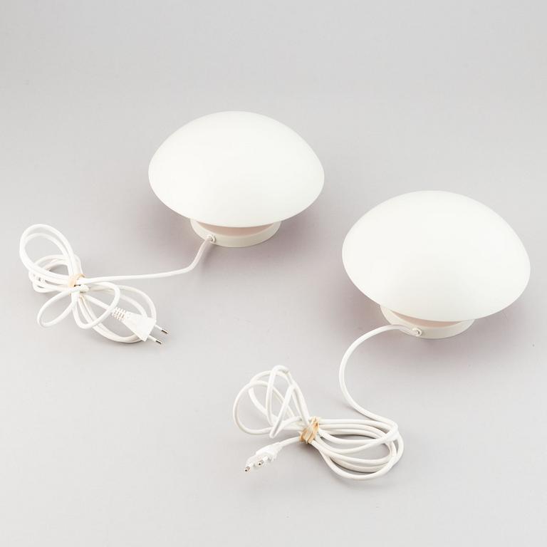 Poul Henningsen, vägglampor, ett par, "PH Hat", Louis Poulsen, Danmark.