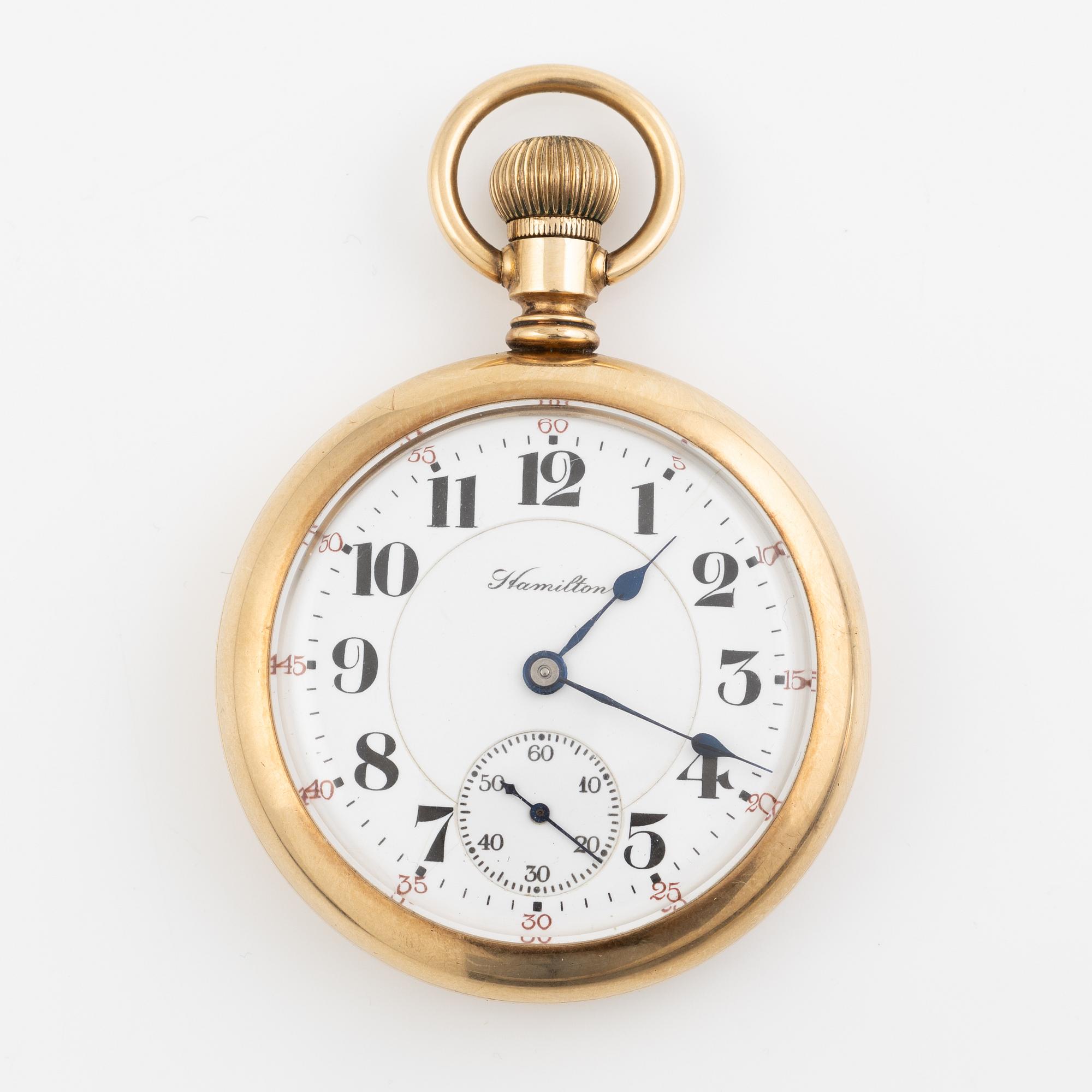 Hamilton, pocket watch, 14K gold with chain in 18K gold, 51 mm.