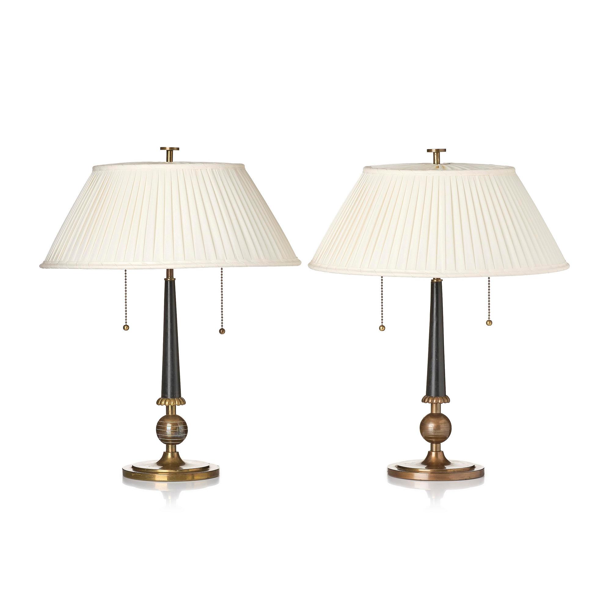 Harald Notini, a pair of table lamps model "15009", Arvid Böhlmarks Lampfabrik, Stockholm, 1930s.