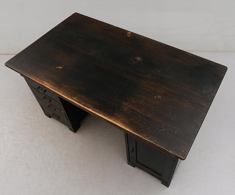 HURTSSKRIVBORD, 1900-talets första hälft.