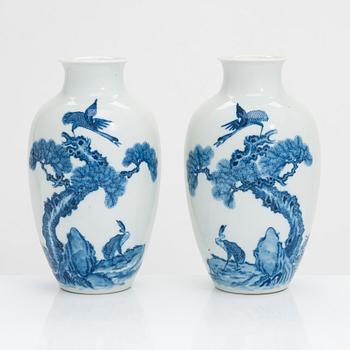 A pair of Chinese blue and white porcelain vases, 20th-century.