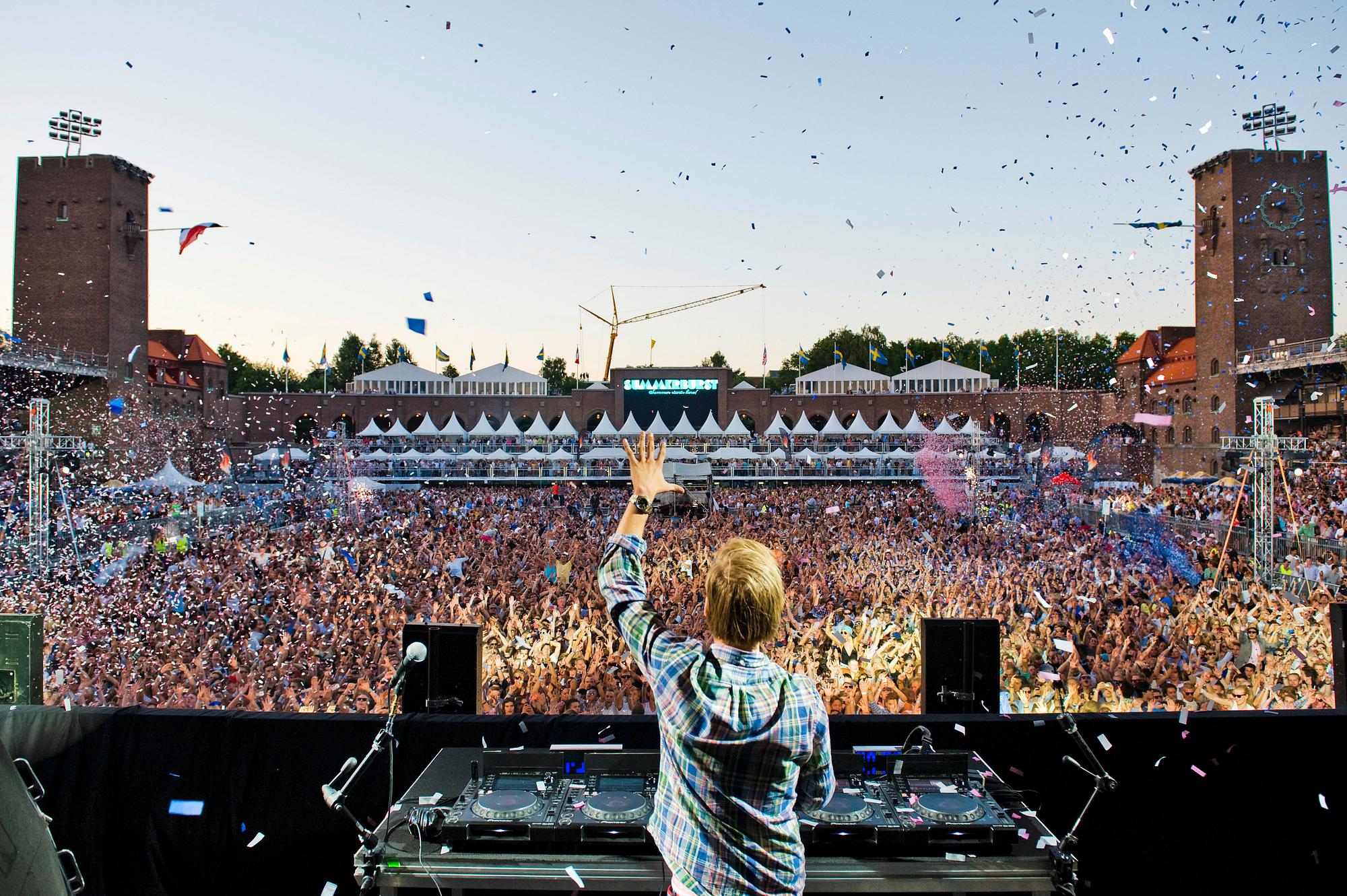 AVICII PÅ IBIZA 2015- VIP biljetter för två personer.