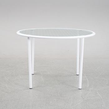 Giandomenico Belotti, attributed to, a griddled glass and metal dining table, by Fly Line, Italy, 1970s.