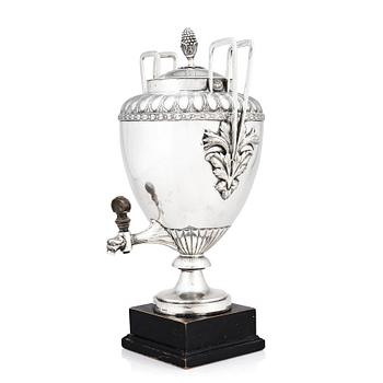 201. A Swedish early 19th century silver samovar, Adolf Zethelius, Stockholm 1814.