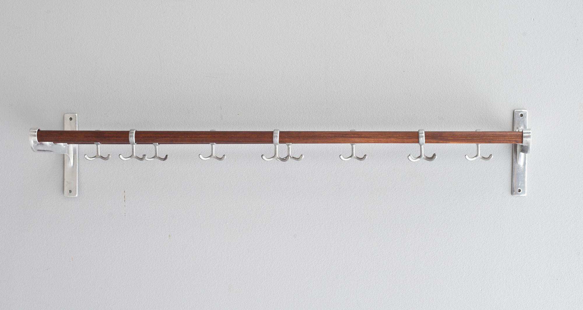 HATTHYLLOR, ett par. Funkis, 1900-talets första hälft.