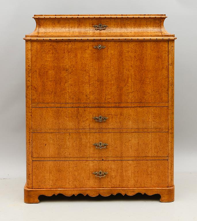 CHIFFONJÉ, 1800-talets mitt.