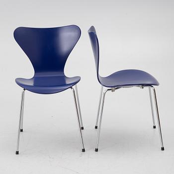 Arne Jacobsen, stolar, 4 st, "Sjuan", Fritz Hansen, Danmark.