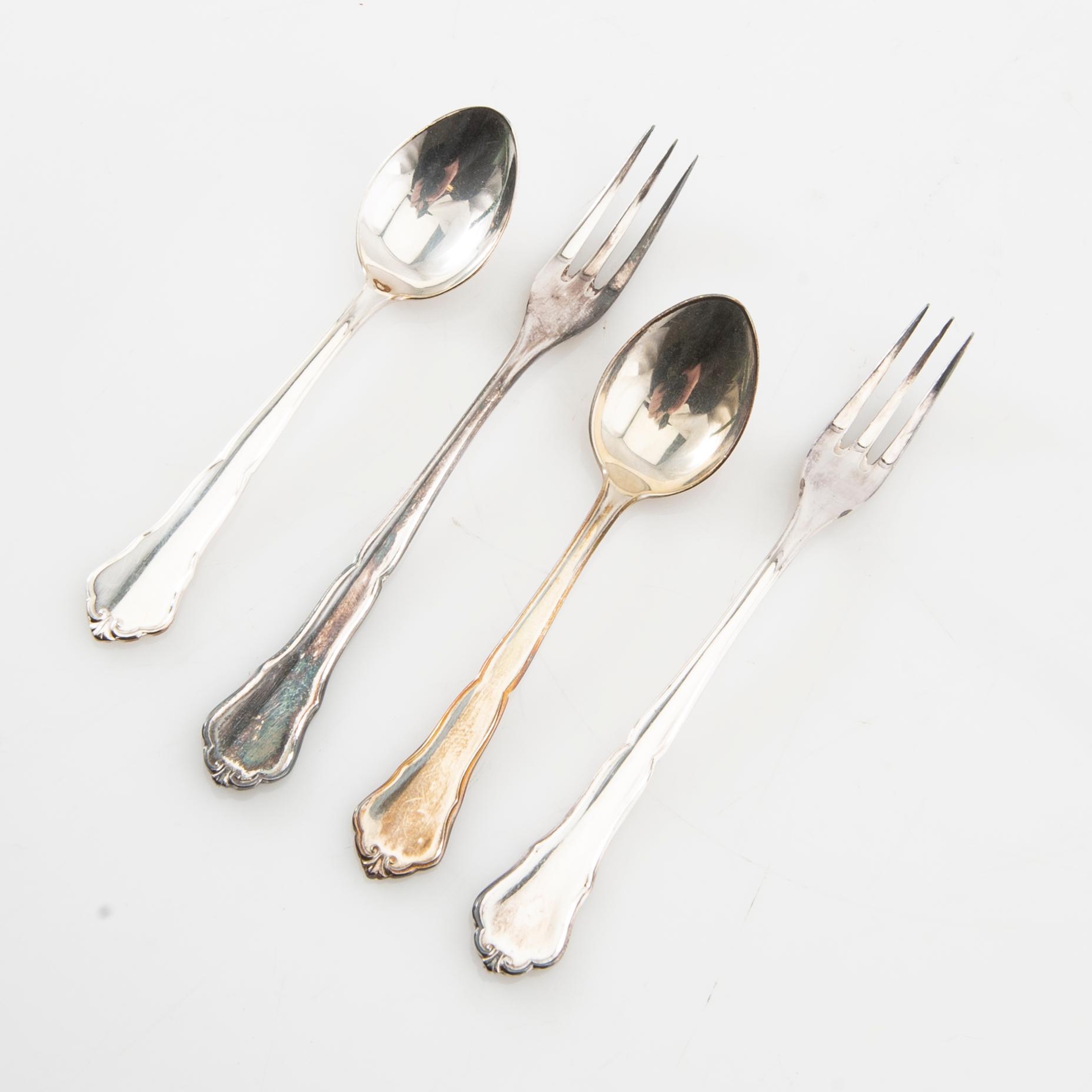 Cutlery 18 dlr silver CG Hallberg/Goldsmith House Stockholm 1950s - 60s.
