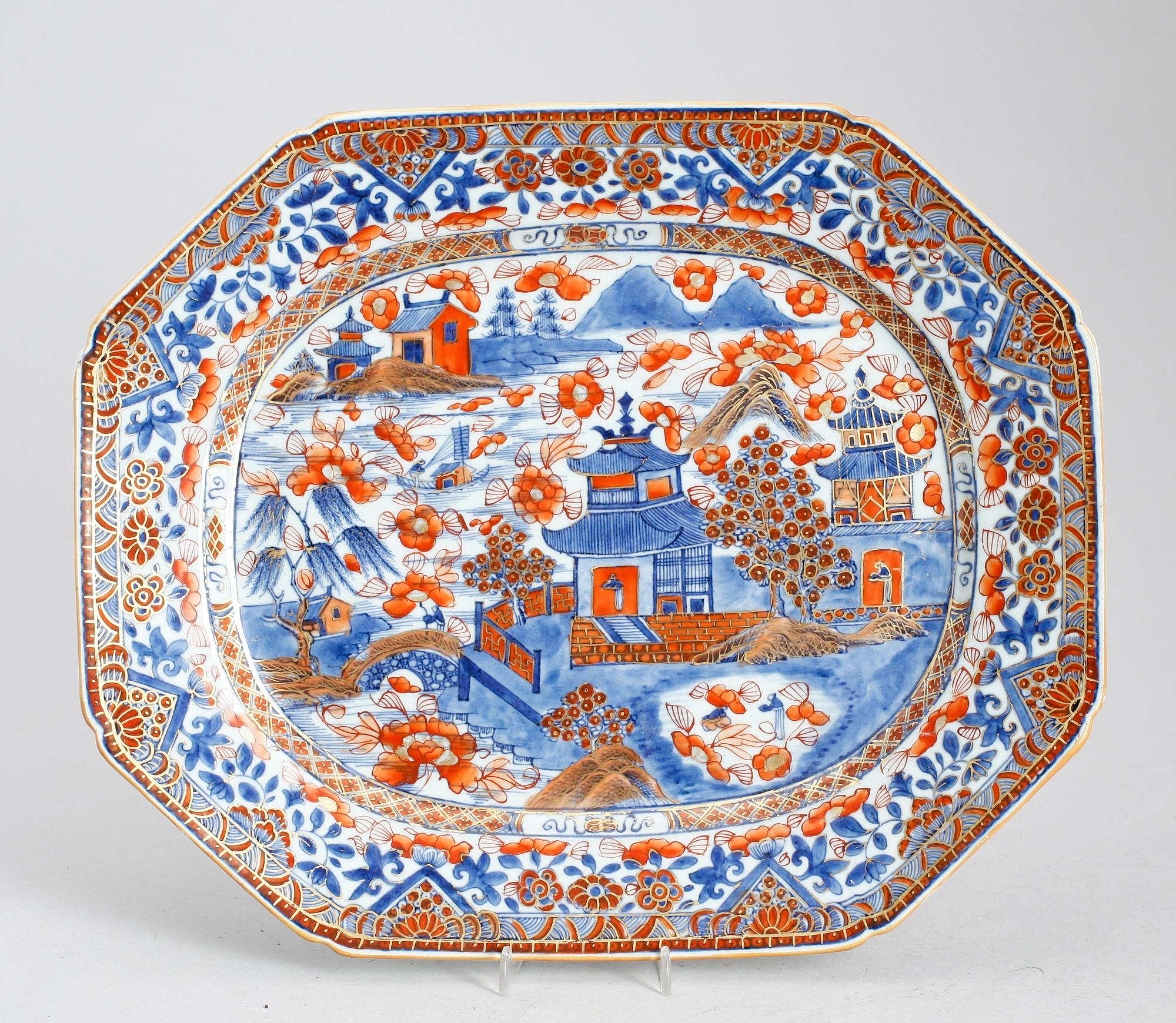 STEKFAT, porslin, Kina, Qianlong 1736-1795.