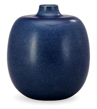 830. A Erik and Ingrid Triller stoneware vase, Tobo.