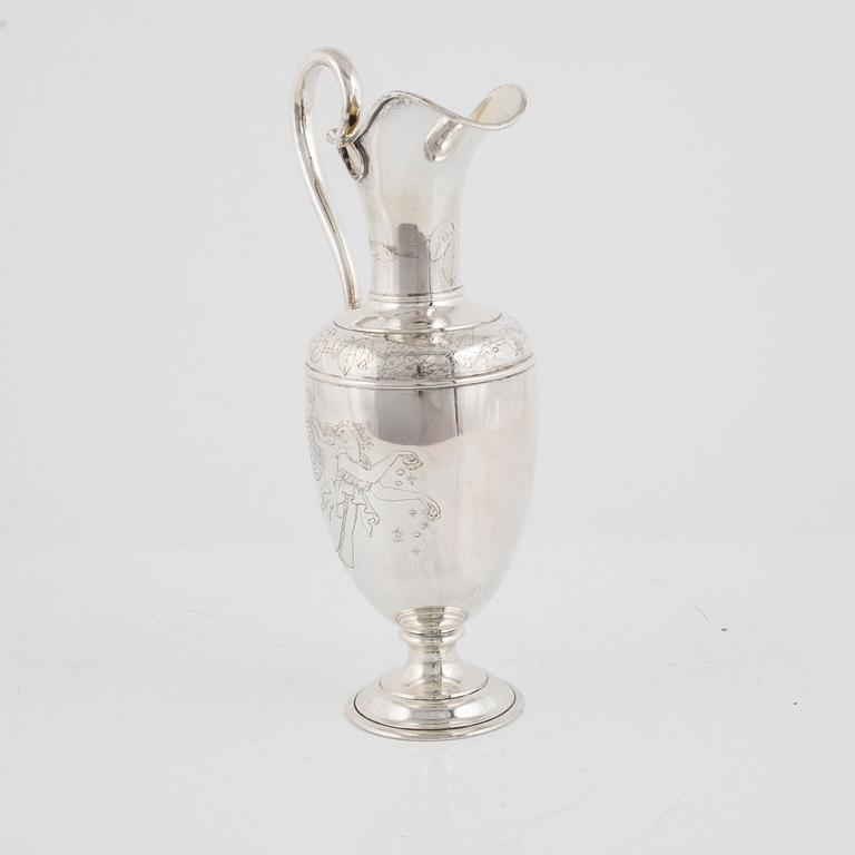 Karl Meyer, vinkanna, silver, Stockholm 1896.