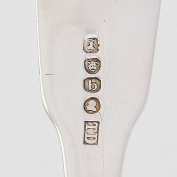 A sterling silver fish slice, Thomas Dicks, London England 1817.