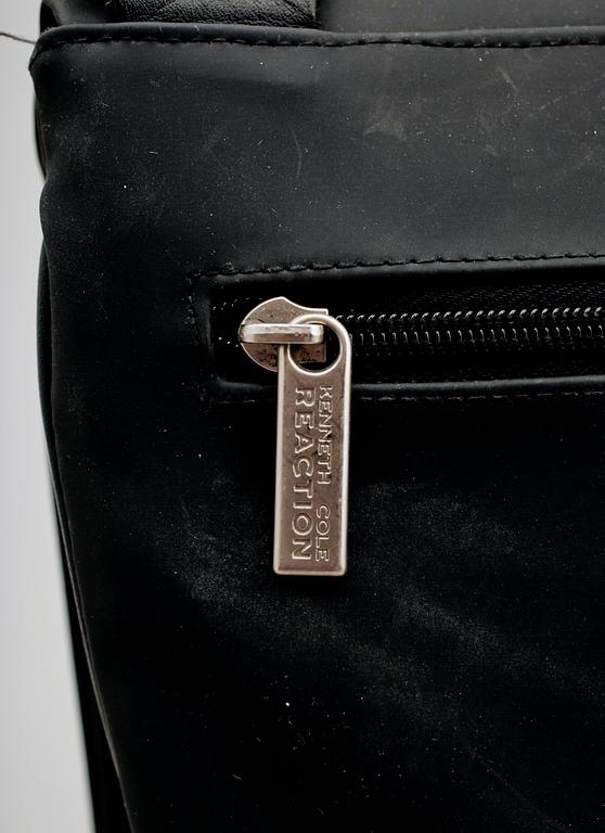 VÄSKA, Reaction, Kenneth Cole.