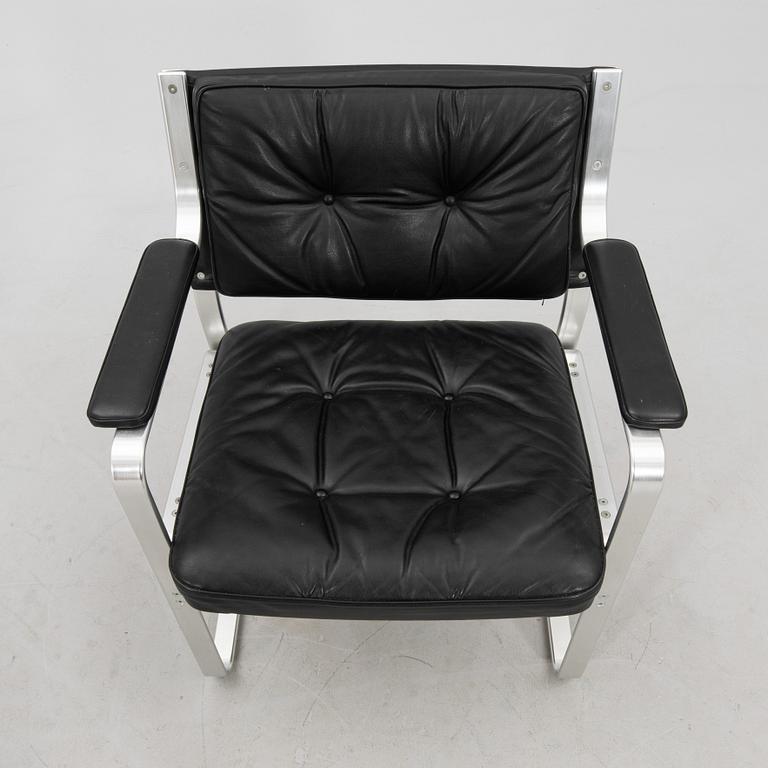 Karl Erik Ekselius, "Mondo" armchair, JOC furniture Vetlanda, latter part of the 20th century.