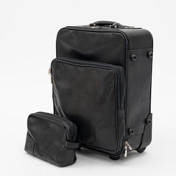 Loewe, kabinväska samt necessär.