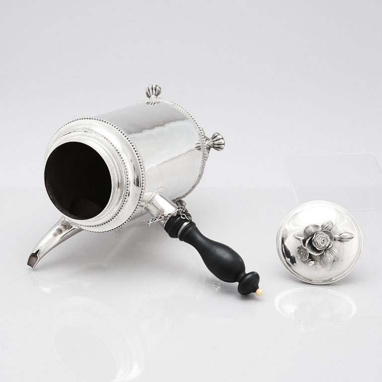 Petter Eneroth, kaffekanna, silver, Stockholm 1790. 
Gustaviansk.