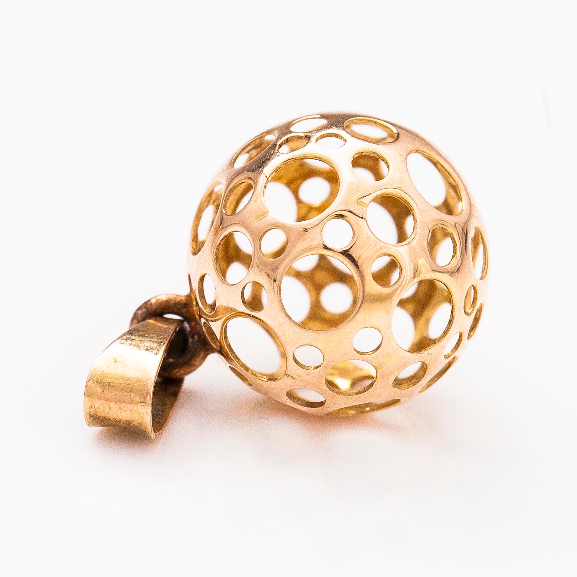 LIISA VITALI, SORMUS ja RIIPUS, 14K kultaa, Westerback, Helsinki 1973.