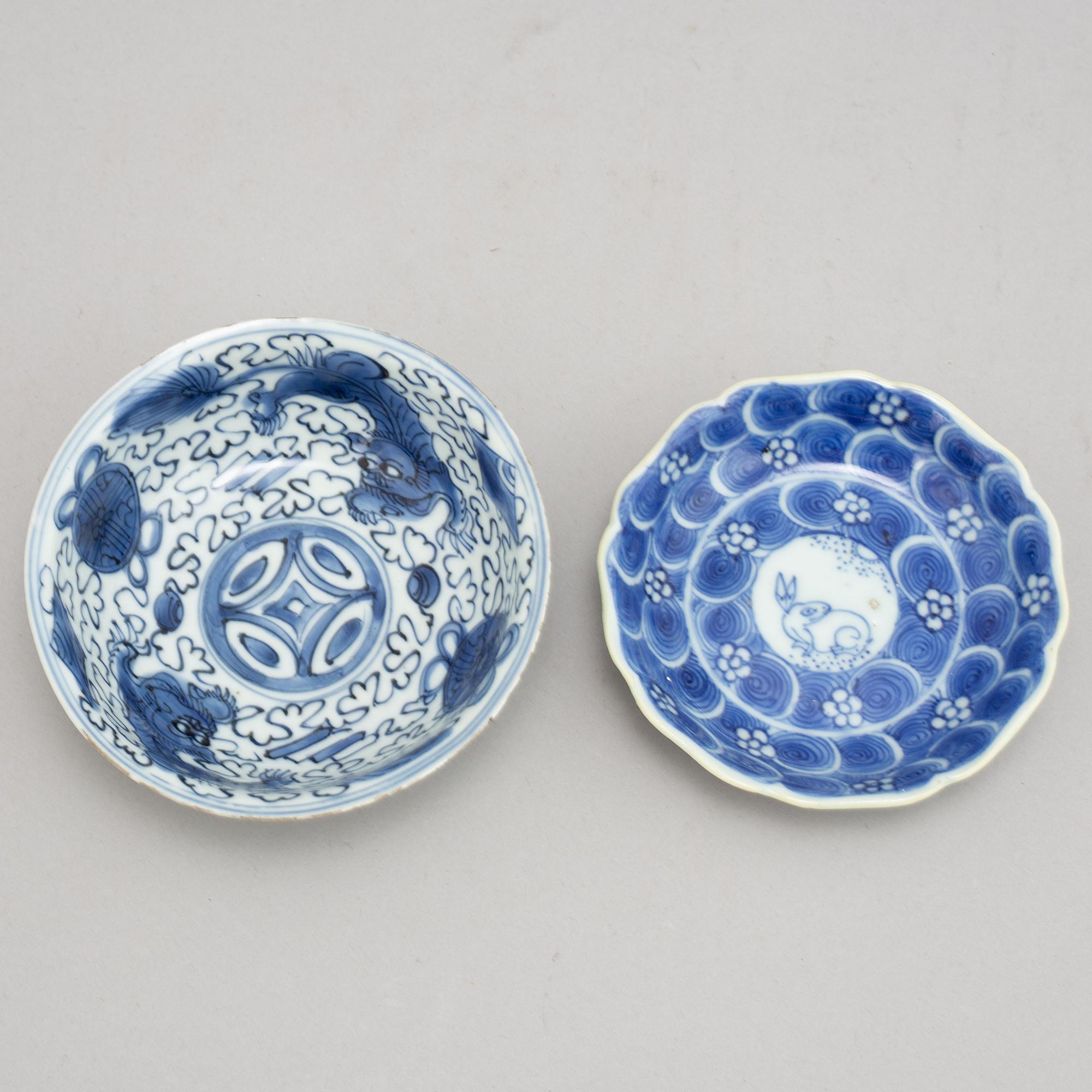 Two blue and white dishes, Ming dynasty, 17th Century.