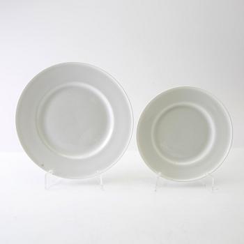 Stig Lindberg, servis  ca 71 dlr "LB" Gustavsberg sent 1900-tal porslin.