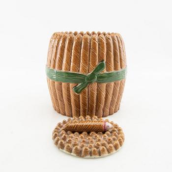 Tobaksburk Höganäs omkring 1900 glaserat lergods.