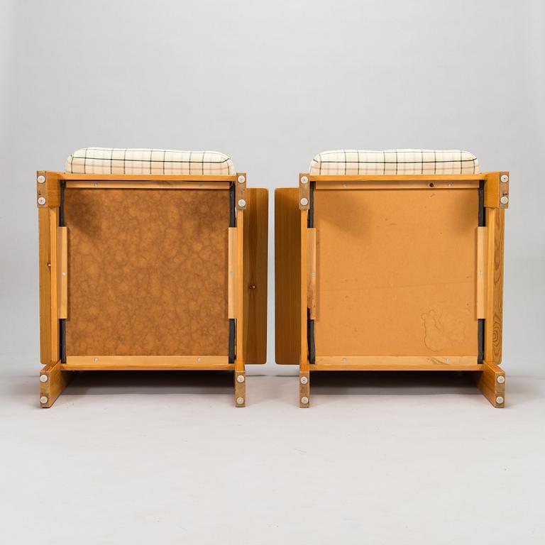 A pair of 1970's armchairs.
