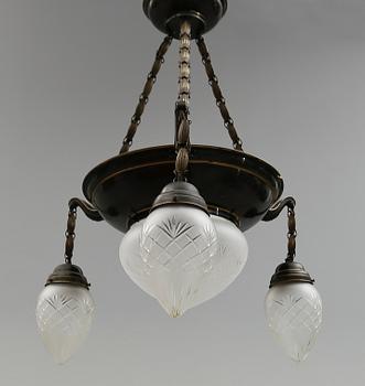 TAKLAMPA, 1900-talets första hälft.