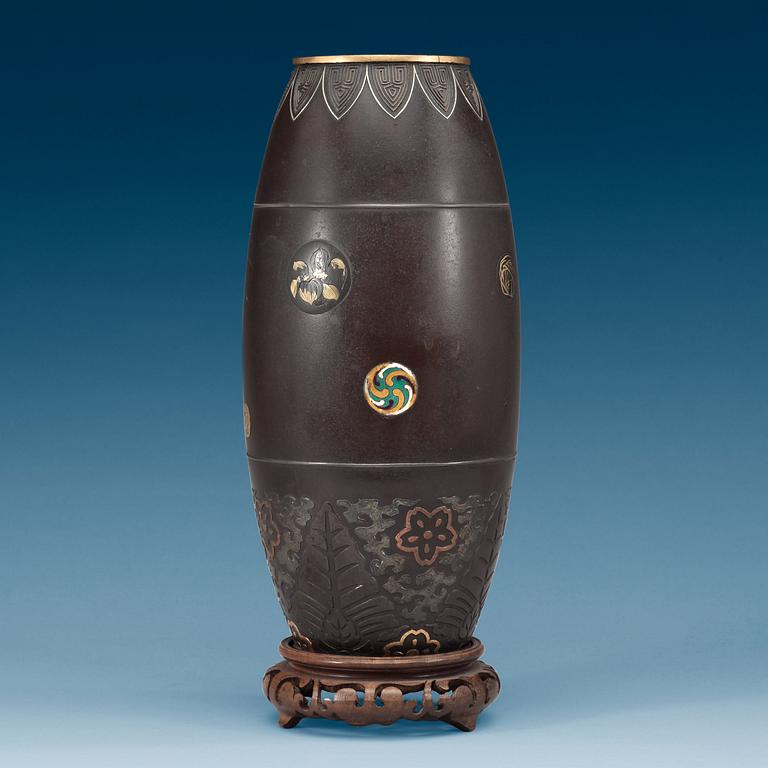 A Japanese vase, circa 1900. Marked at base.