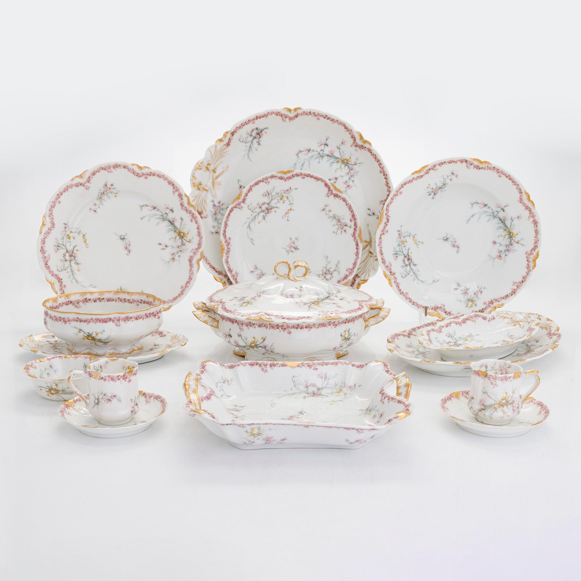 Ruoka-astiasto, 64 osaa, posliini, Haviland & Co, Limoges, Ranska.