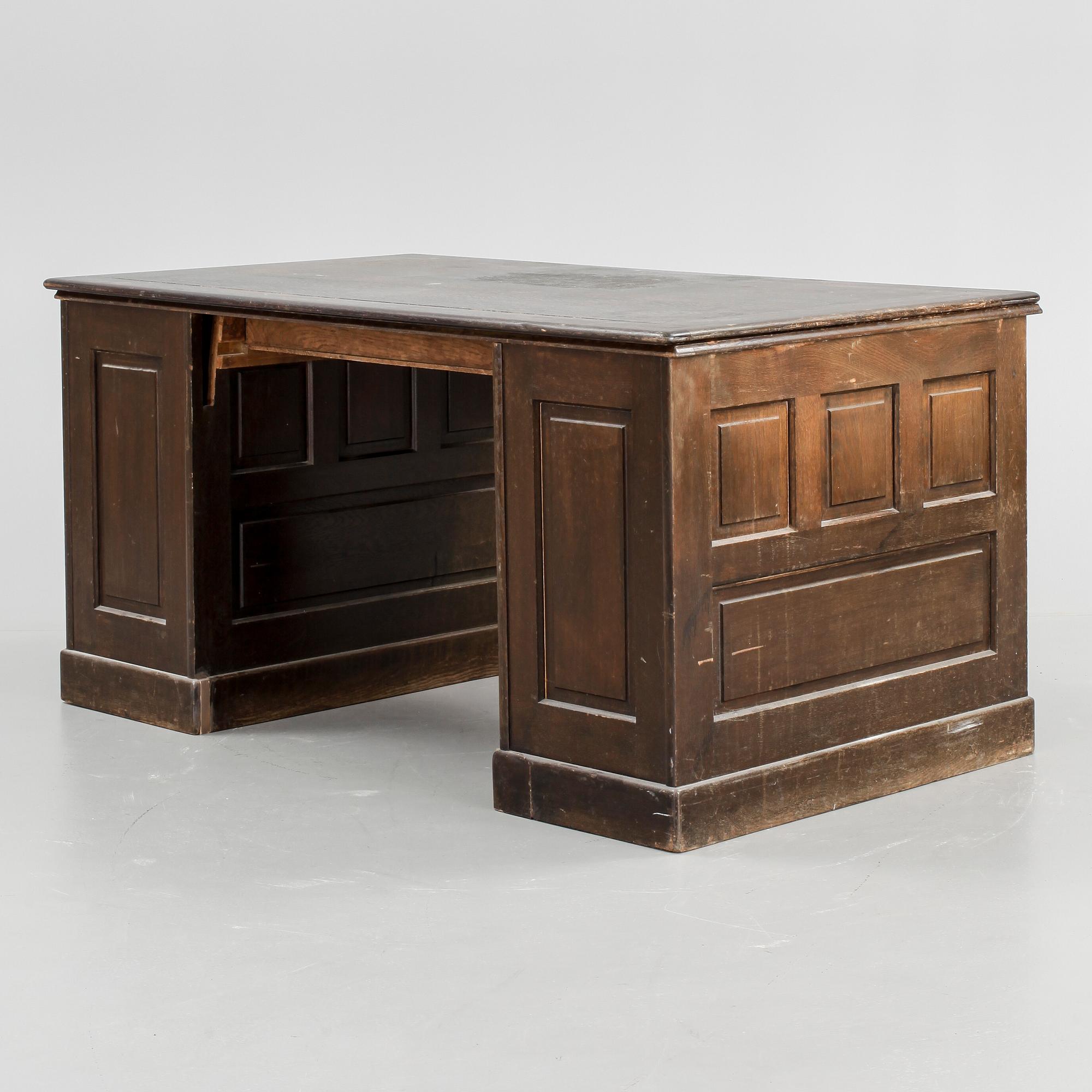 SKRIVBORD, 1930-tal.