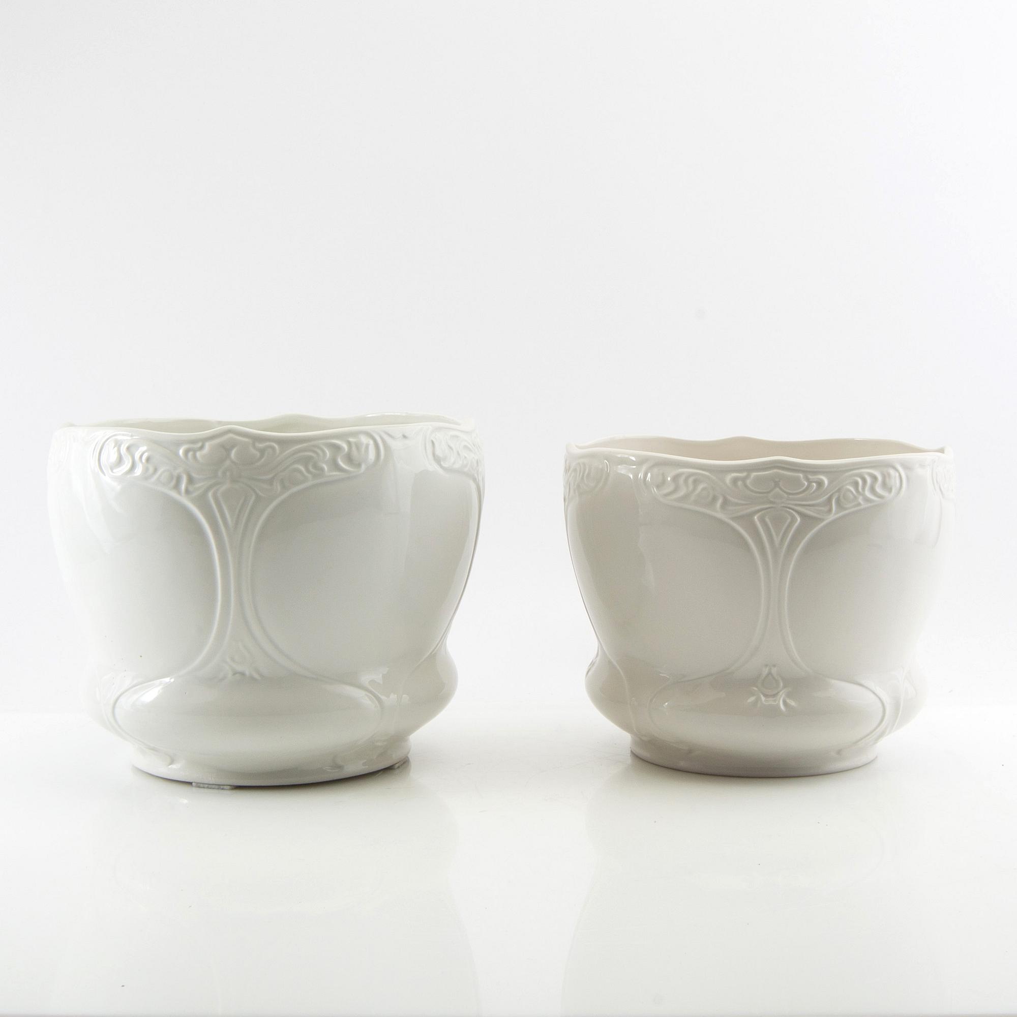 Outer covers 2 pcs of different sizes Art Nouveau, early 20th century stoneware.