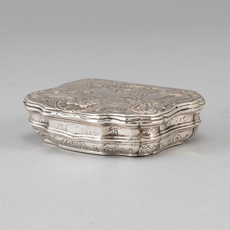 A French 18th century parcel-gilt silver snuff-box.