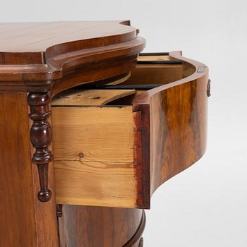 A chest of drawers, mid-19th Century.