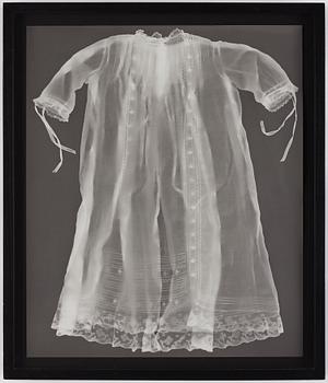 Ur sviten "My Ghost", 1999.