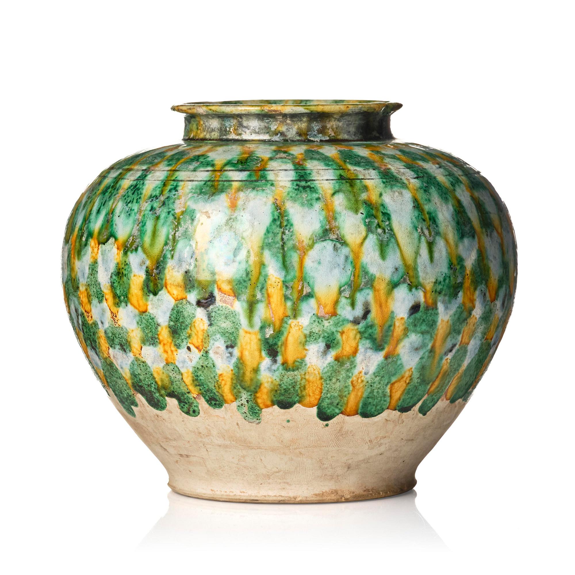 A sancai-glazed pottery jar, Tang dynasty (618-907).
