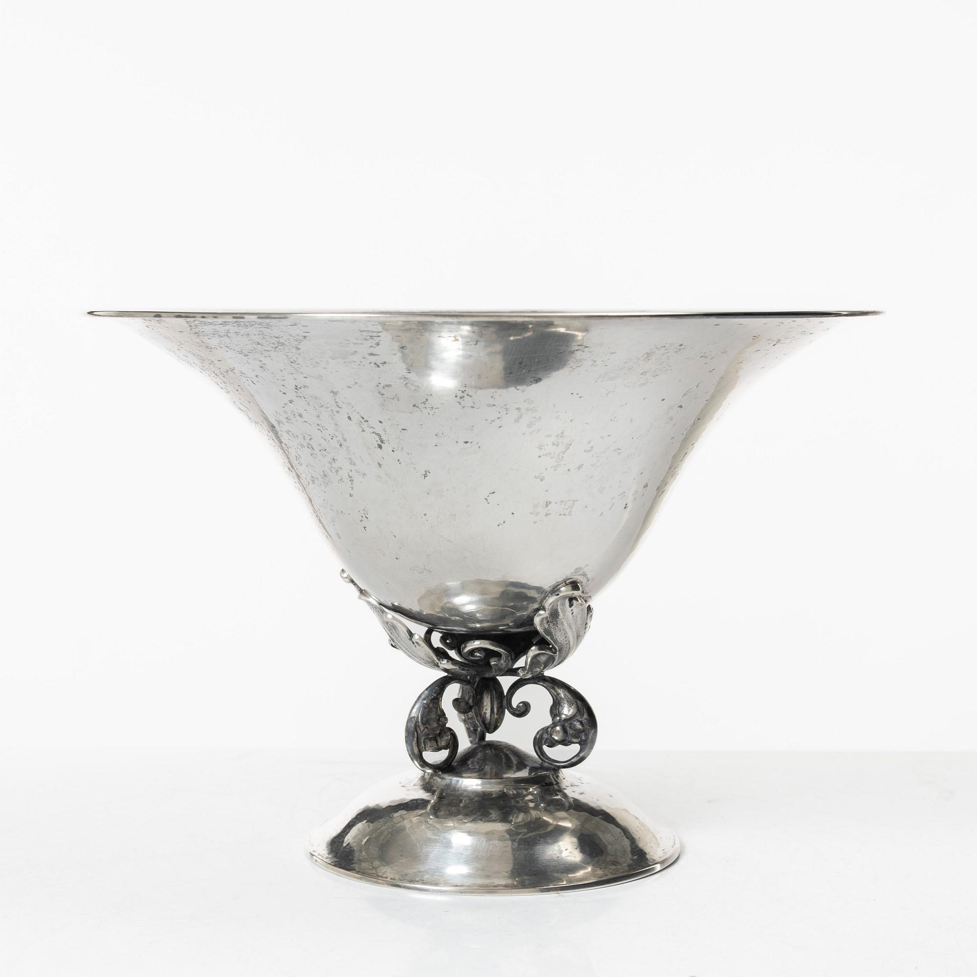 A Swedish silver bowl, mark of K Anderson, Stockholm 1930s.