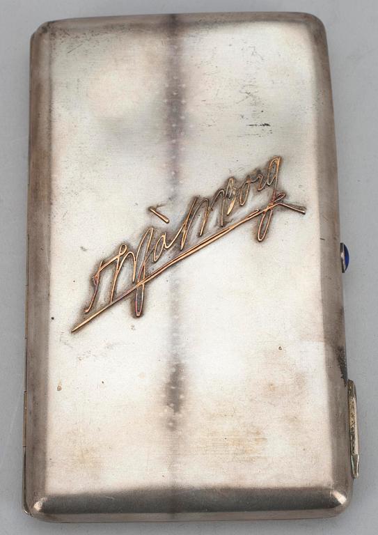 CIGARRETUI, silver, Ryssland. Vikt ca 235 g.