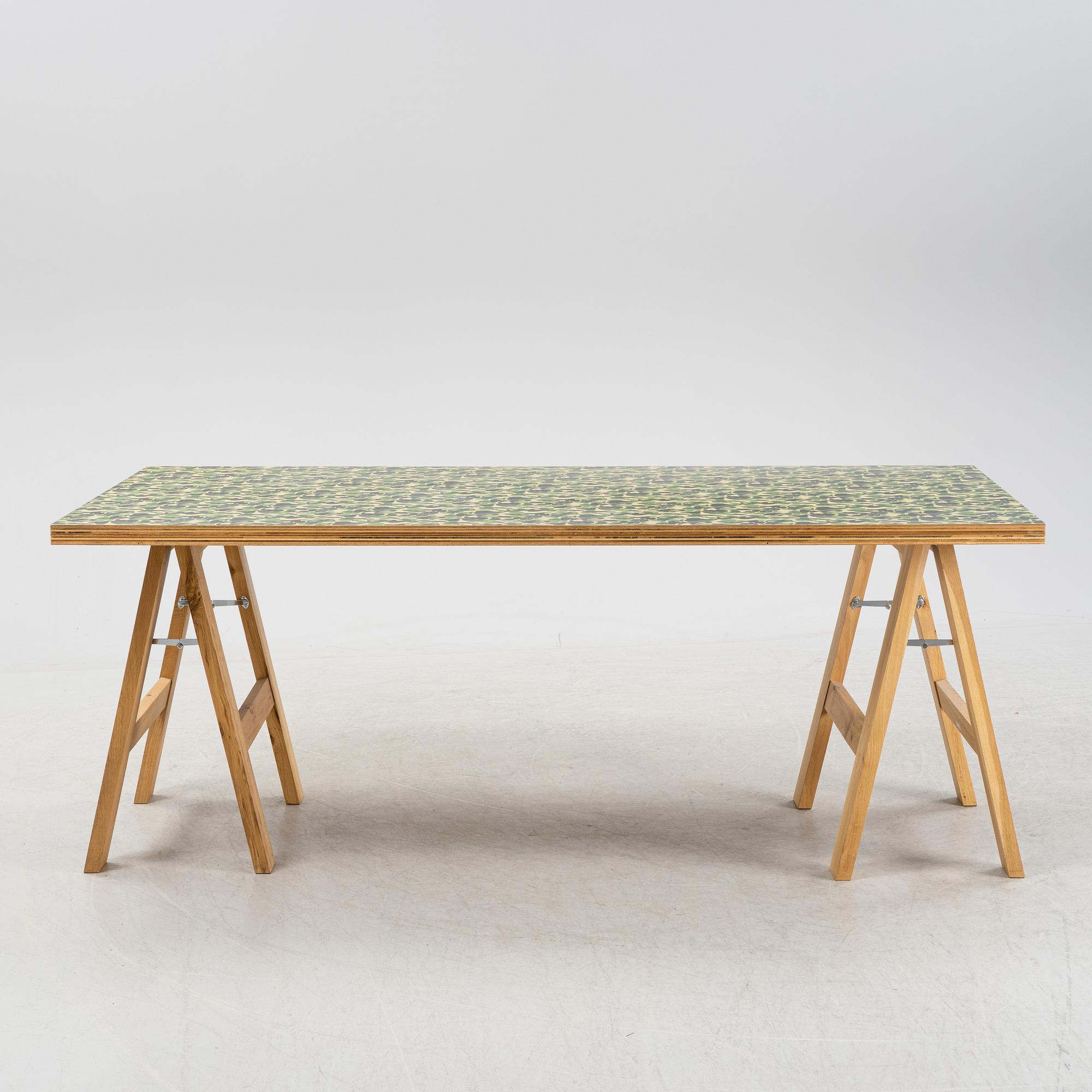 BAPE FABRICK KARIMOKU CAMO FOLDING TABLE