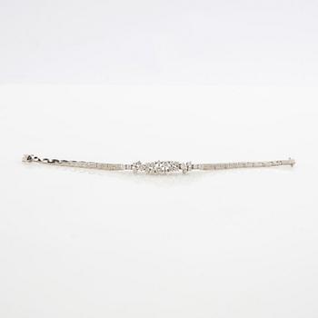 Armband 18K vitguld med diamanter ca 2,21 ct.