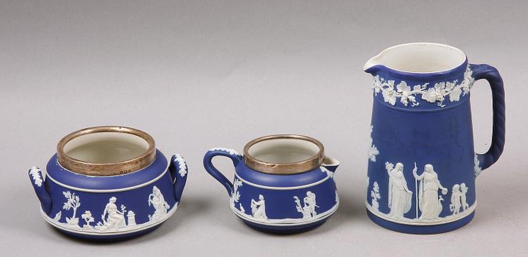 PARTI PORSLIN, 3 st, Wedgwood samt Adams, England.