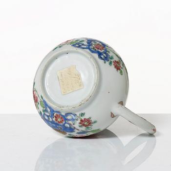 Kanna, kompaniporslin, Kina, Qingdynastin, 1700-tal.