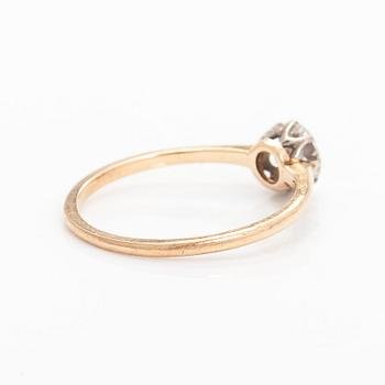 Ring, old cut diamond circa 0.50 ct, 14K gold. Helsinki 1934.