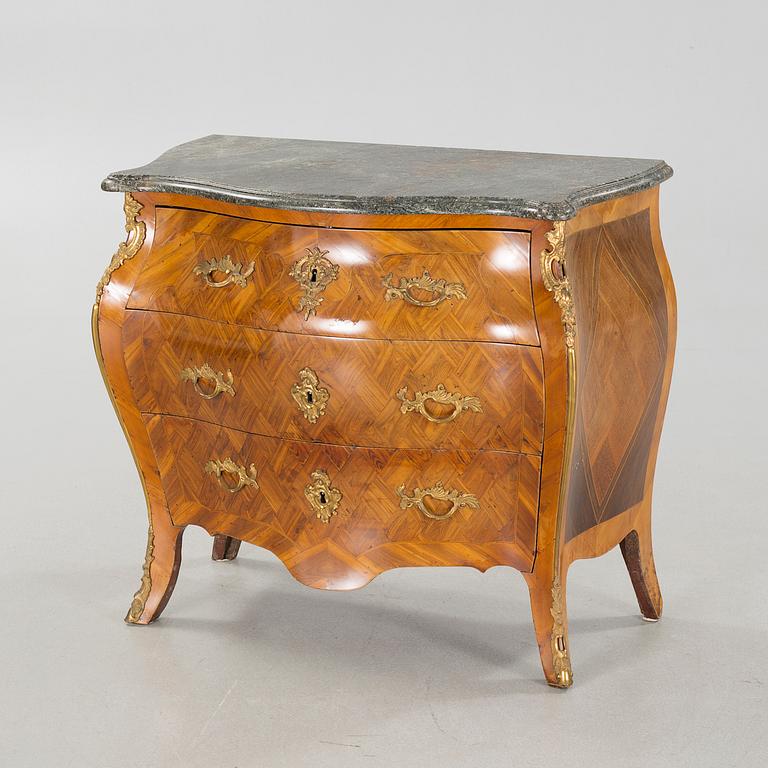 A rococo chest of drawers by Johan Jacob Eisemblätter, Stockholm 1760- 1813.