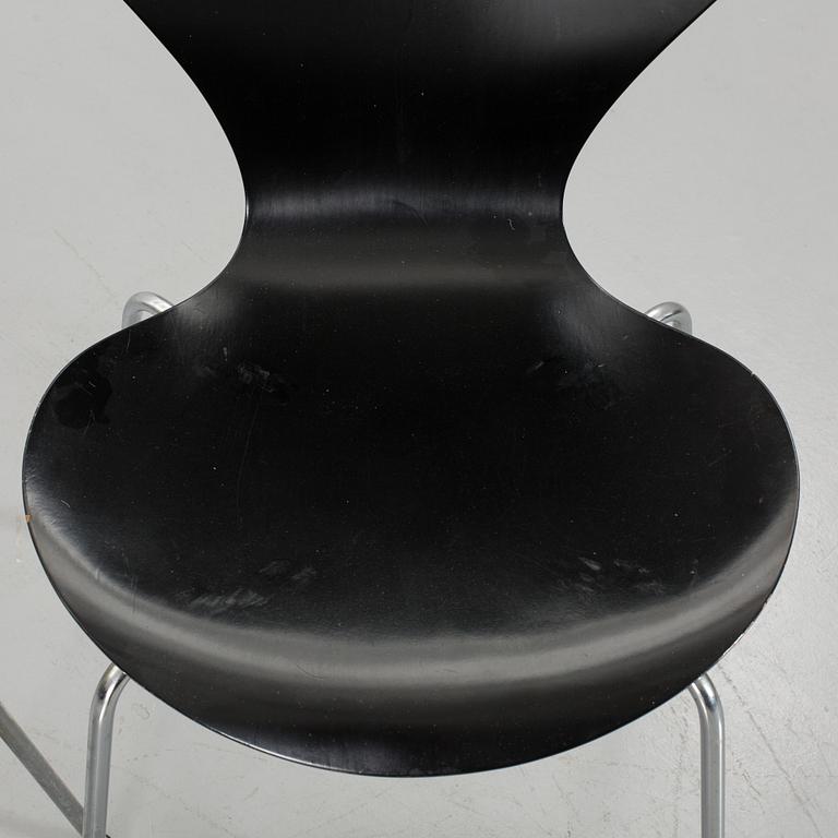 ARNE JACOBSEN, a set of three Sjuan chairs Friz hansen Denmark 1980.