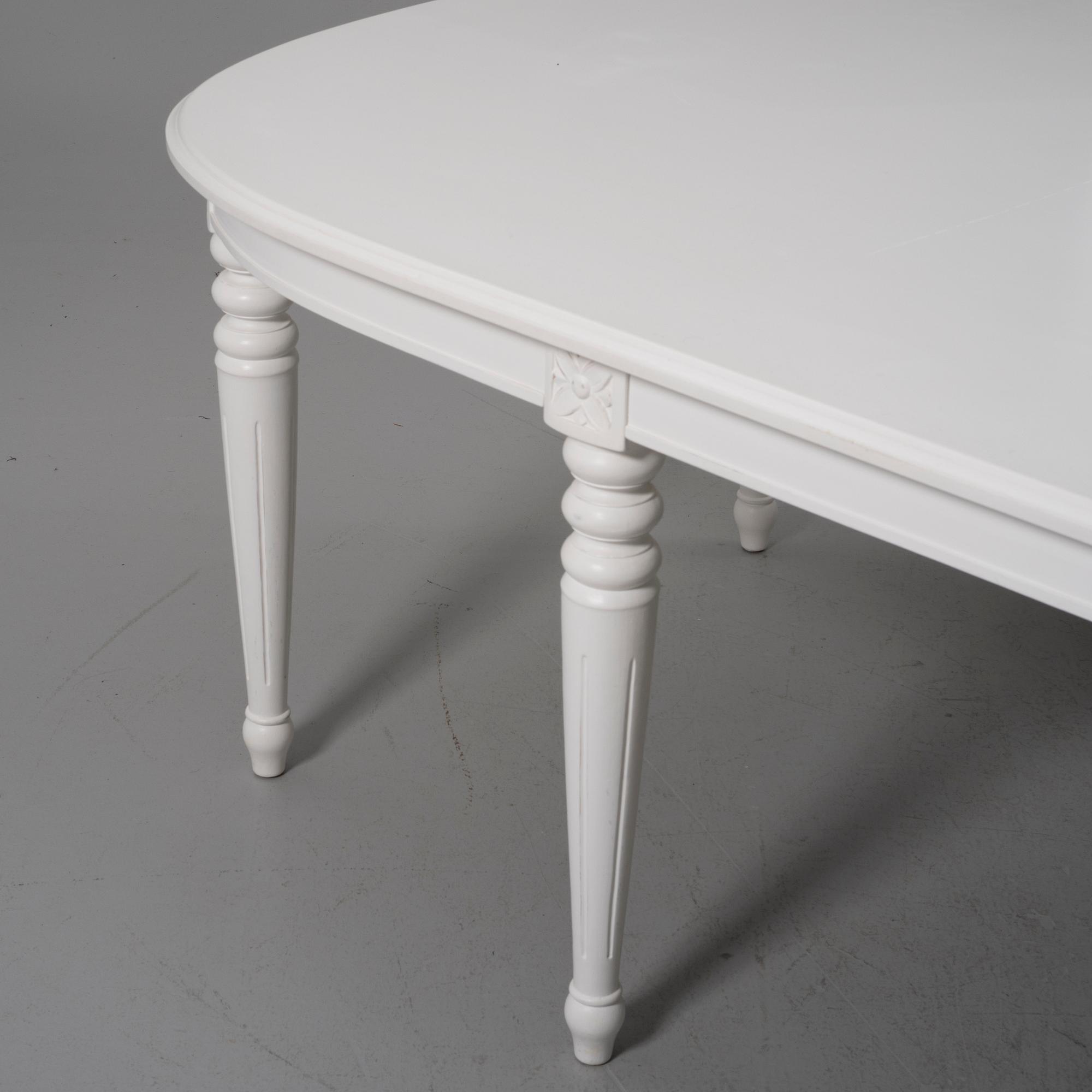 Dining table, Gustavian style, Geromar, 21st century.