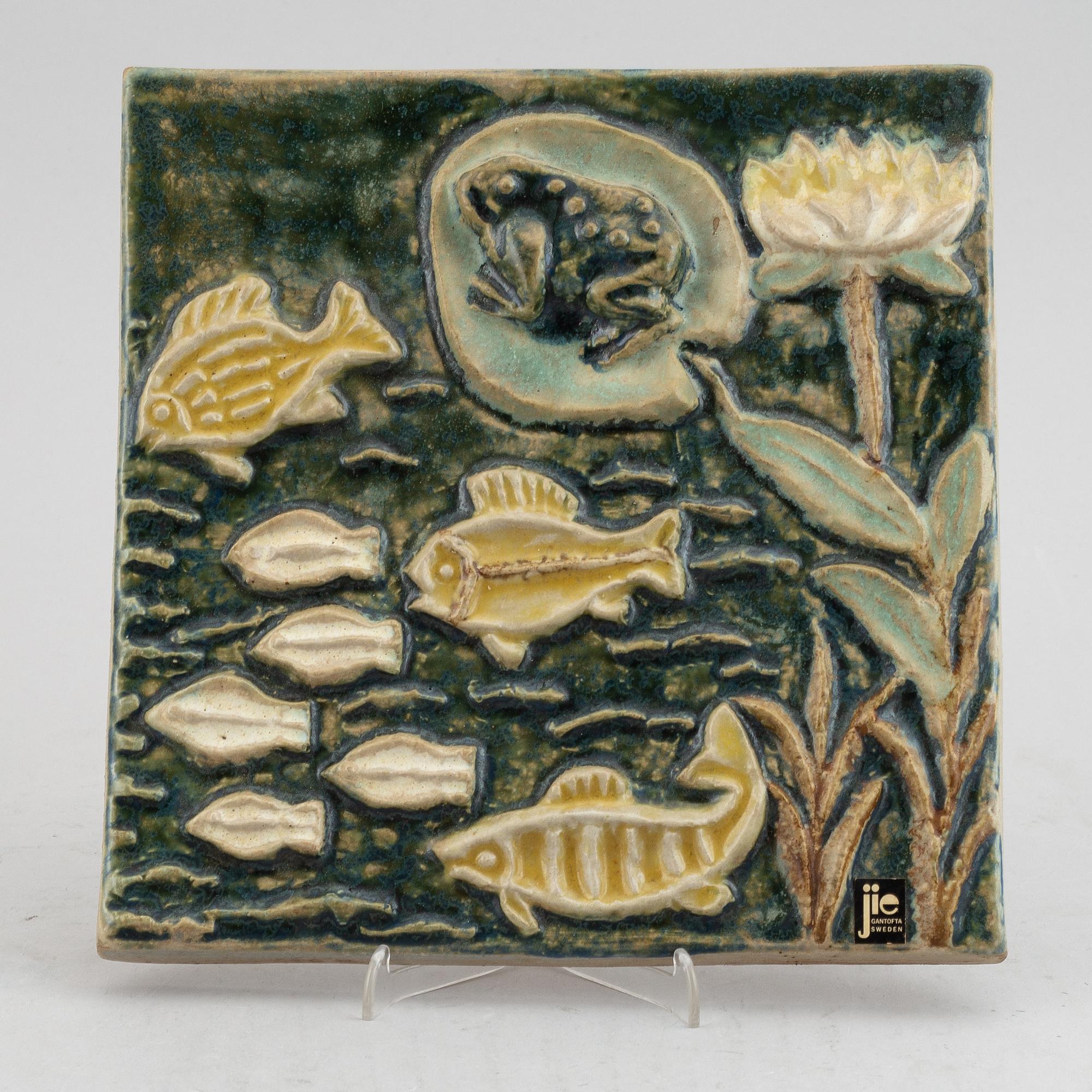 Two Swedish stoneware pieces, including a figurine by Lisa Larson, second half of the 20th Century.