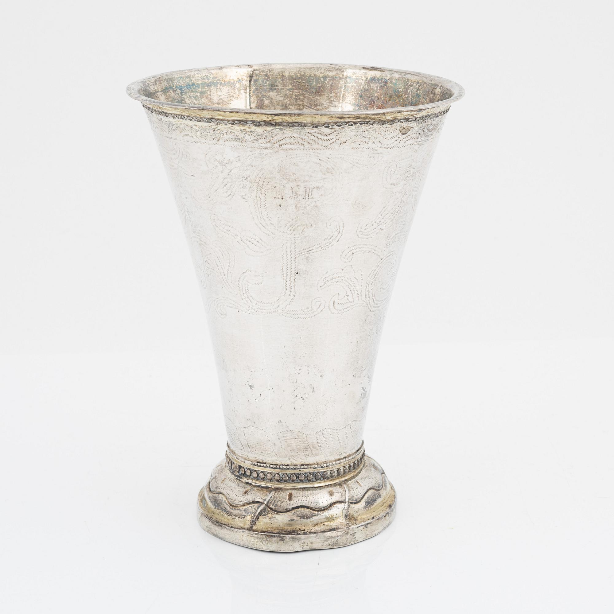 A Swedish 18th century parcel-gilt beaker, mark of Erik Lemon, Uppsala, 1790.