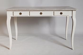 SKRIVBORD, rokokostil, 1900-talets andra hälft.