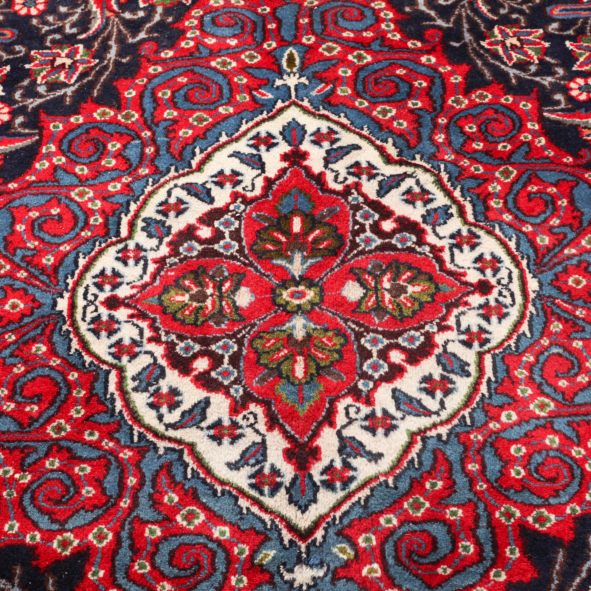 A Kashmar rug, ca 370 x 290 cm.