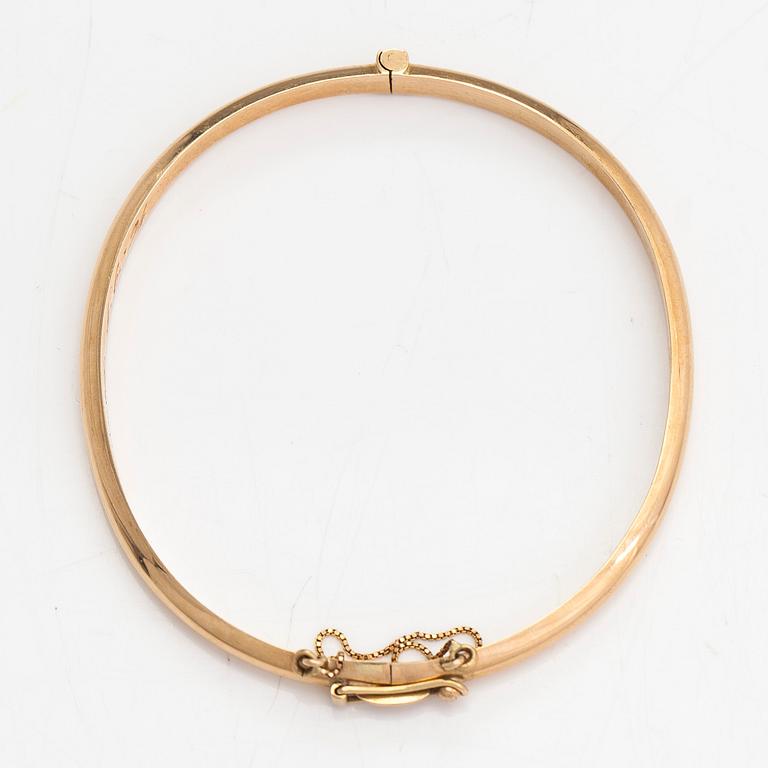 Armring, 14K guld, Ky Kari Rosti, Helsingfors 1994.