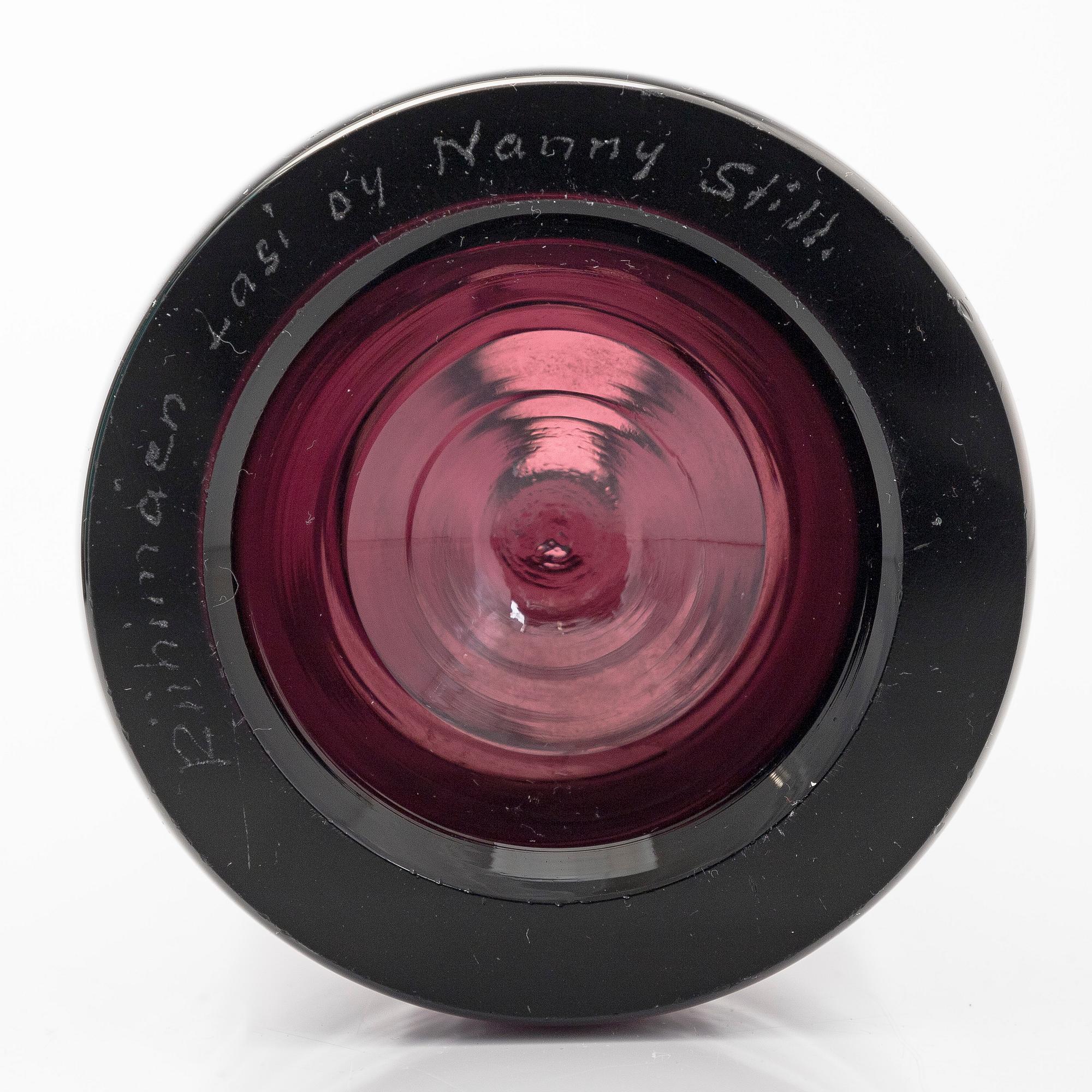 Nanny Still, flaskor, 10 st, signerade Riihimäen Lasi O.Y Nanny Still.